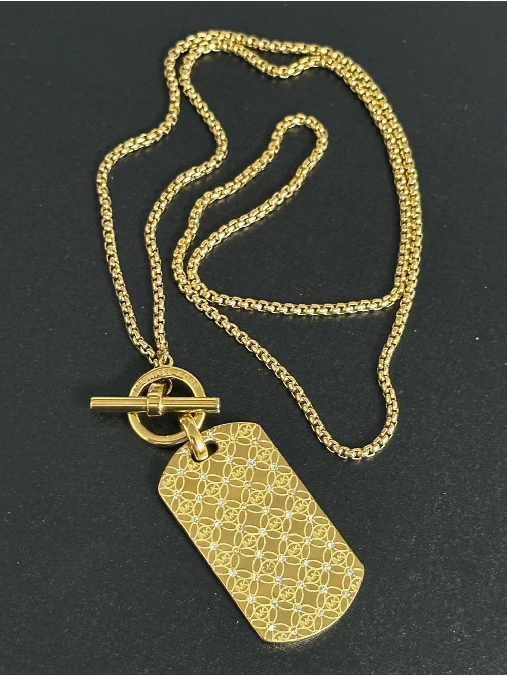 Michael Kors Gold Patterned Dog Tag Toggle Necklace